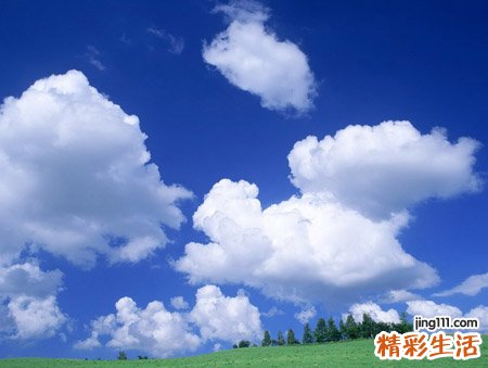 梦见蓝天白云美景好吗，做梦梦到天空特别蓝很美