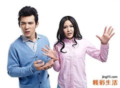属蛇和属狗的婚姻怎么样，生肖属狗人为何喜欢属蛇人