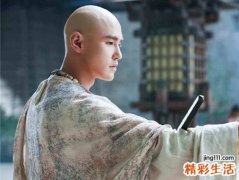 梦见自己秃头是什么意思，女人梦到头顶秃了一块