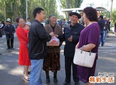 梦见亲戚是什么意思，做梦梦到女性亲戚长辈