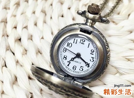 2013年属蛇几月出生好