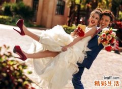 女属蛇的和什么属相最配