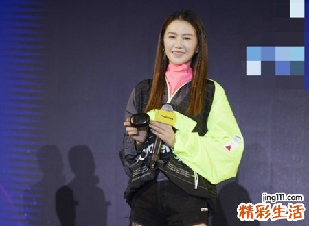 最酷最有范的女生个性昵称，冷酷有个性的女生网名