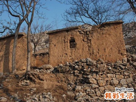 梦见房子倒塌是什么意思，梦到自己家房子倒塌了