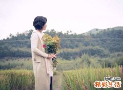 属狗的女人花心吗