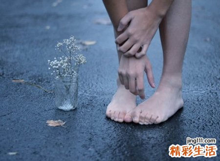 放不下也忘不掉的感情网名，表达对某人思念的网名大全
