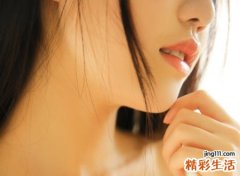 属蛇女的性格和脾气