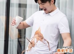 梦见衣服脏了预示什么，梦到衣服上有污渍