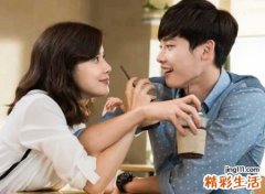 梦见和别人结婚有什么预兆，已婚女人梦见跟别人结婚