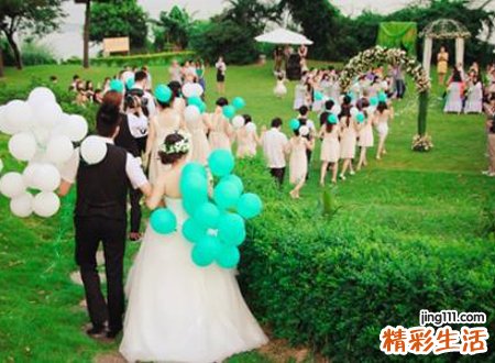 梦见参加别人的婚礼有什么预兆，女人梦见去参加婚礼