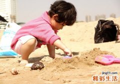 梦见抱着小男孩是什么意思，女人梦见自己抱着男婴