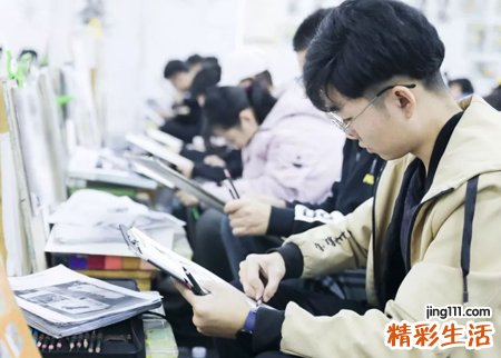 梦见考试是什么意思，已婚女人梦见考试