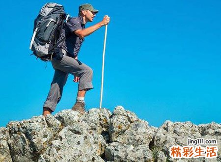 梦见自己爬山是什么意思，女人梦见爬山又下山