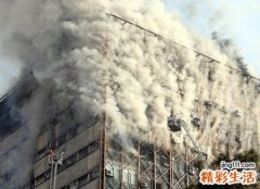 梦见高楼倒塌是什么意思，做梦梦到大楼在眼前倒塌