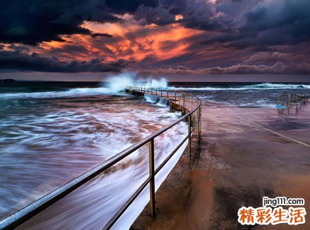 梦见海水涨潮是什么意思，女人做梦梦到海水涨潮