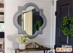 卧室门口可以放镜子吗