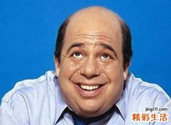 梦见自己秃顶有什么预兆，做梦梦到自己头顶中间秃了