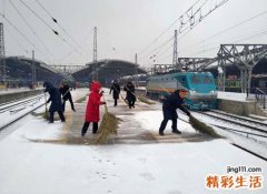 梦见扫雪有什么预兆，女人梦见自己扫雪