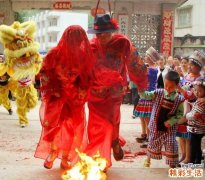 跨火盆去晦气是什么意思 跨火盆去晦气用什么烧
