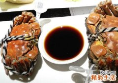 梦见吃螃蟹好吗，梦到和家人一起吃螃蟹
