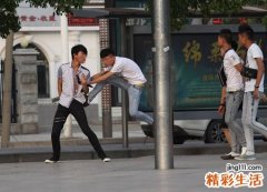 梦见打架斗殴有什么寓意，做梦梦到打架斗殴场面血腥