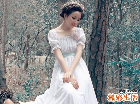 梦见鬼附身是什么意思，女人梦见自己被鬼附身