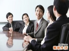 梦见已故的同事好吗，梦到以前死了的男同事