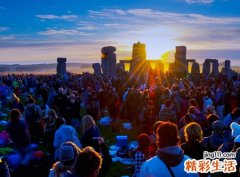 梦见别人的血是什么意思，梦到满地是别人的血