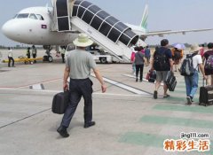 梦见赶不上飞机有什么预兆，做梦梦到拼命赶飞机没赶上