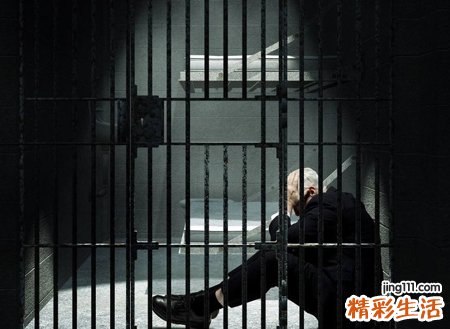 梦见坐牢是什么意思，女人梦见自己坐牢