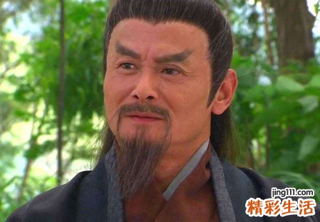 梦见别人杀我是什么意思，女生梦见被追杀在逃命
