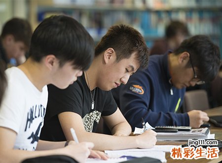 梦见同学是好是坏，做梦梦到和高中同学一起考试