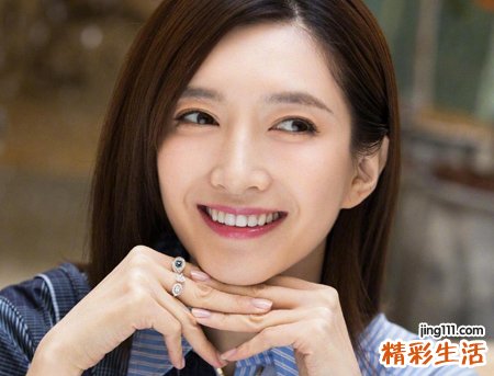 梦见掉牙预示什么，做梦梦到自己掉牙齿还流血