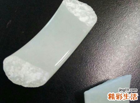 梦见玉镯子碎了好不好，女人梦见自己玉镯断了