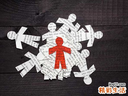 梦见纸人是什么意思，做梦梦到出殡用的纸人