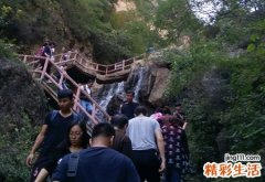 梦见爬山有什么预兆，做梦梦到和很多人一起爬山
