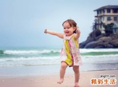 梦见小女孩好吗，做梦梦到小女孩和自己很亲近