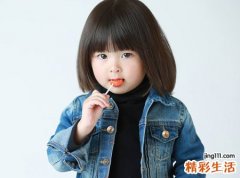 梦见吃糖好吗，梦到和朋友一起吃糖看电影