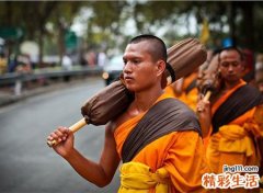 梦见僧人好不好，做梦梦到僧人给我剃头发