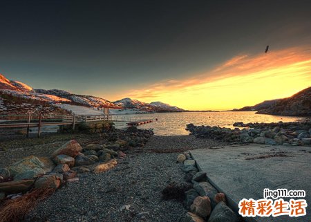 梦见流鼻血有什么预兆，女人梦到自己流鼻血