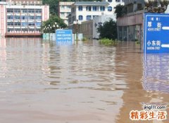 梦见发洪水有什么预兆，女人梦见发好大洪水