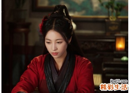四个字低调有内涵的网名，好听心碎的4字伤感昵称