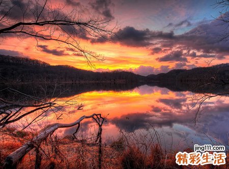做梦梦见死人好吗，晚上连续梦见死人
