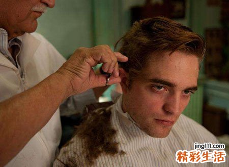 梦见剪发说明啥，做梦梦到给一个男人在会议室里剪发