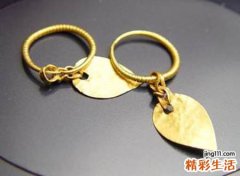 梦见金戒指是好是坏，做梦梦到捡到金戒指和金耳环
