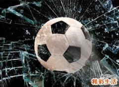 梦见玻璃碎了啥意思，做梦梦到踢球把邻居家玻璃弄碎了