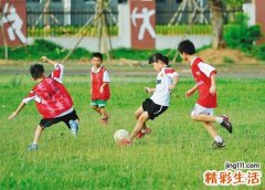 梦见学校啥预兆，梦到学校里新建的走廊倒了