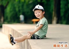 梦见弟弟好吗，梦到弟弟和歹徒搏斗