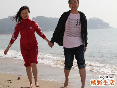 梦见光脚代表什么，做梦梦到光着脚没穿鞋和媳妇玩耍