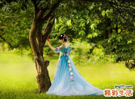微信名三个字简单大方，好听的古风3字微信名字